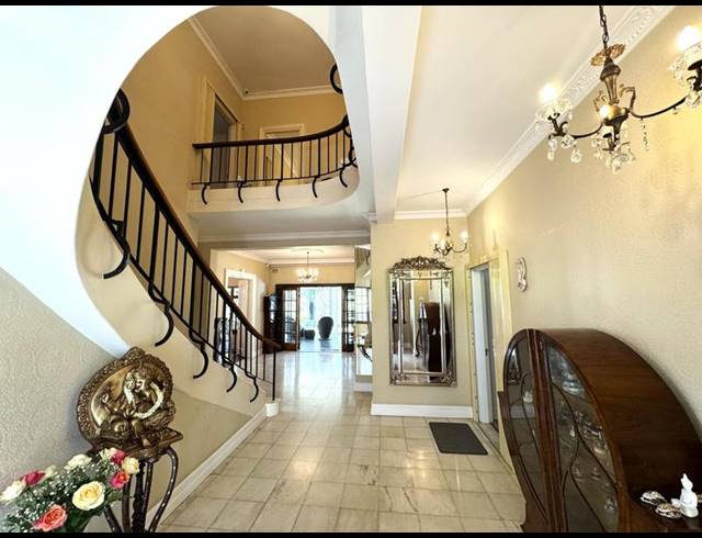 4 BEDROOM HOUSE FOR SALE IN WEMBLEY